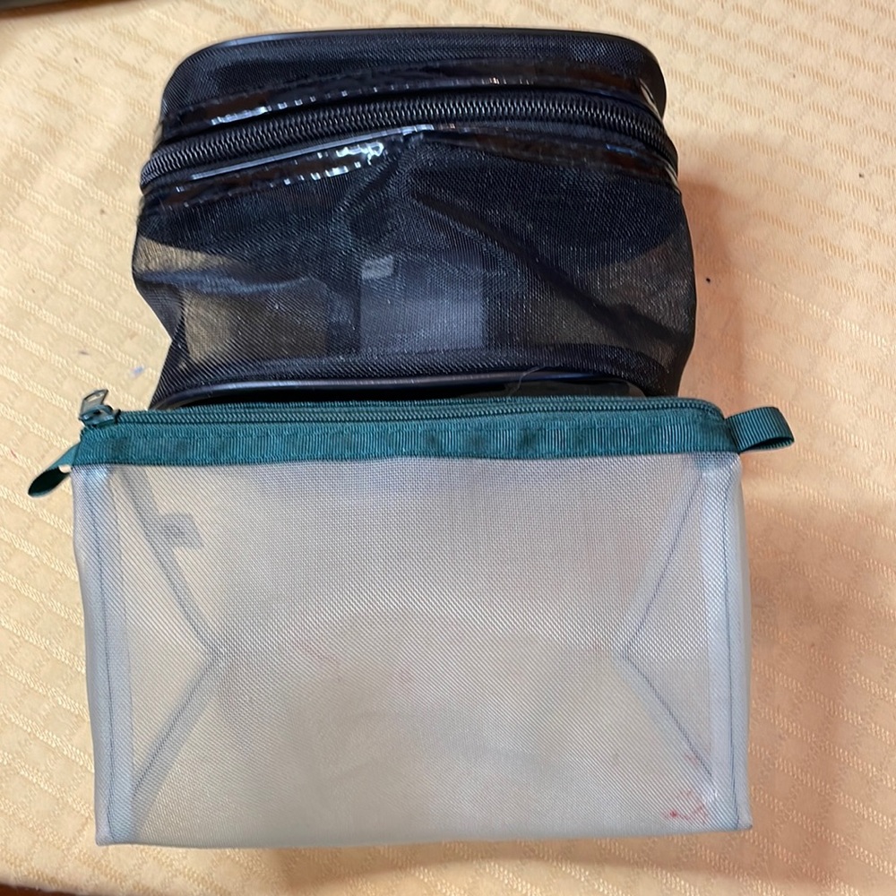 2 mesh bags